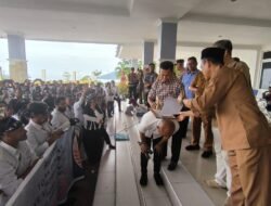 5 Jam Duduki DPRD Bangkep, Pj Bupati dan Ketua DPRD Akhirnya Penuhi Tuntutan Peserta Demo Aliansi Honorer Bangkep